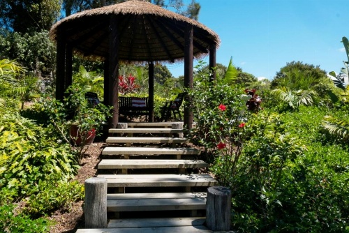 Oneroa Secret Garden Apartments image 15