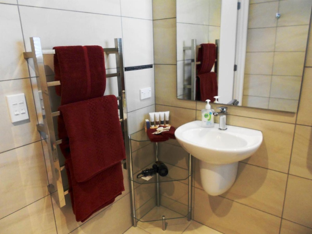 Oneroa Secret Garden Apartments